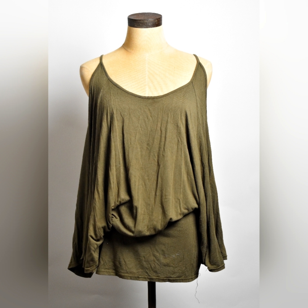 Dark kacki green, cold shoulder top,  mid sleeves, L/XL,